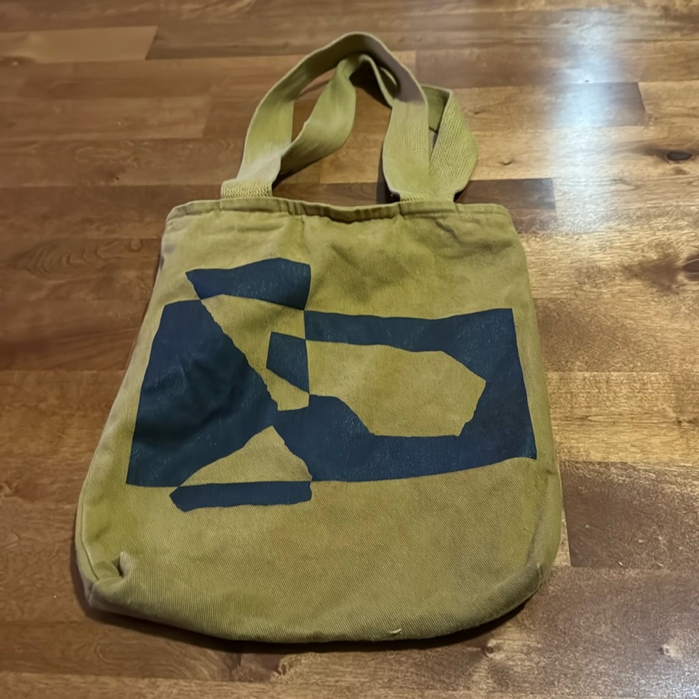 Everybody Word tote bag